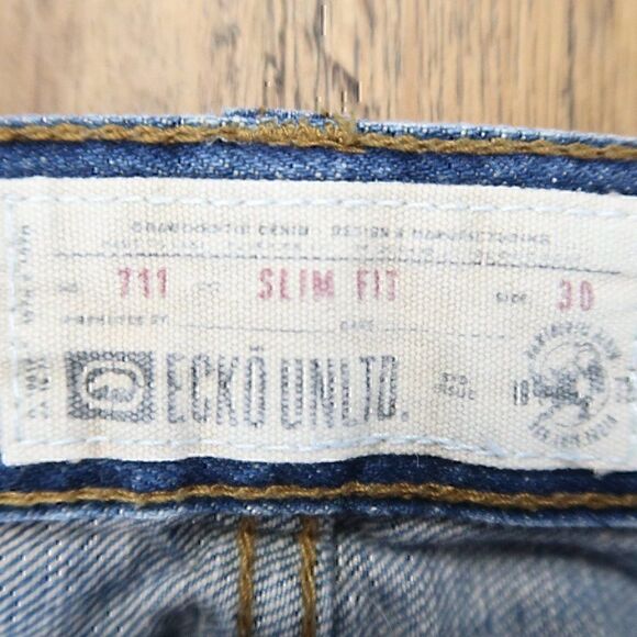 ECKO UNLTD JEANS 711 SLIM FIT DISTRESSED BLUE DENIM JEANS SIZE 30 - Picture 2 of 9